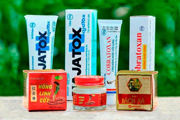 Мази и гели чаще всего применяют в местном лечении