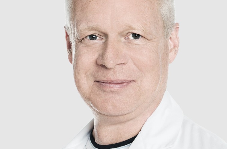 почему болит внизу спины ночью